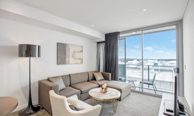 Chatswood CBD Apartment | Hidden gem studio in the heart of Chatswood