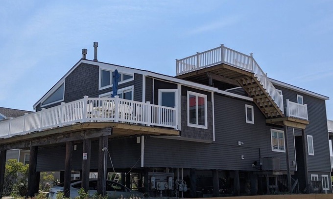 Dennisville House | Hidden Gem with unobstructed beach and bay views