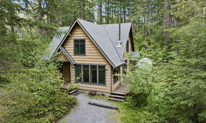 Paradise Estates Cabin | Hidden Haven Cabin at Mt. Rainier