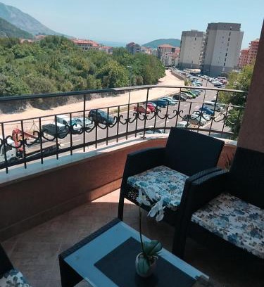 Podmaine Apartment | Hidden Oasis Apartment in Budva