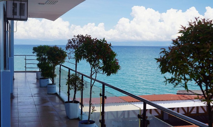 Pinamungajan Hotel | Hidden Valley Beach Resort