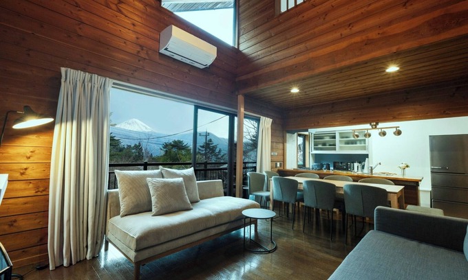 Fujikawaguchiko House | Hideaway lodge with a view of Mt Fuji Near Lake Saiko BBQ Corporate training/Minamitsurugun Yamanashi
