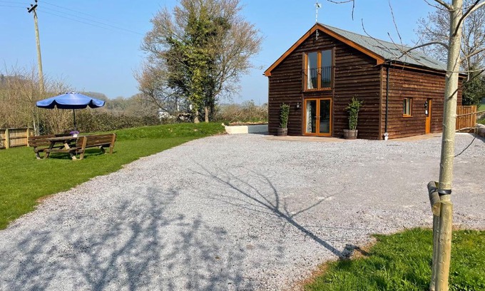 Old Cleeve House | High Lodge