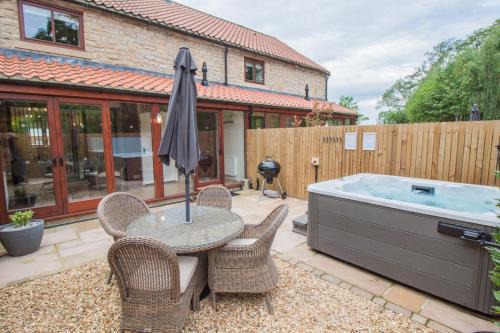 Pickering House | High Oaks Grange - Cottages