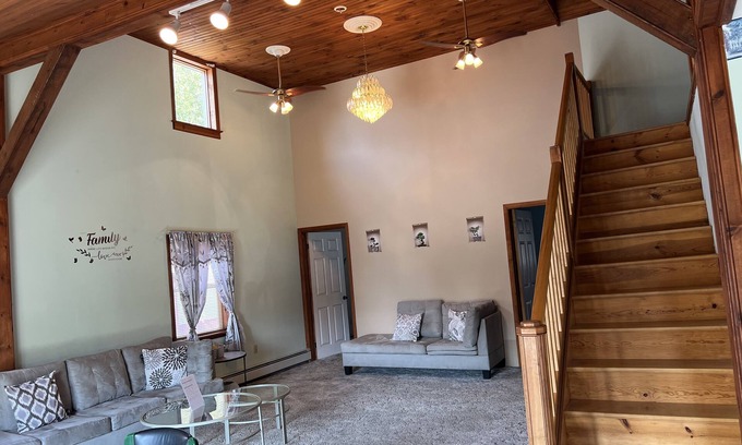Town of Chesterfield House | High Peaks Haven is in the heart of Adirondack. Come enjoy with famil