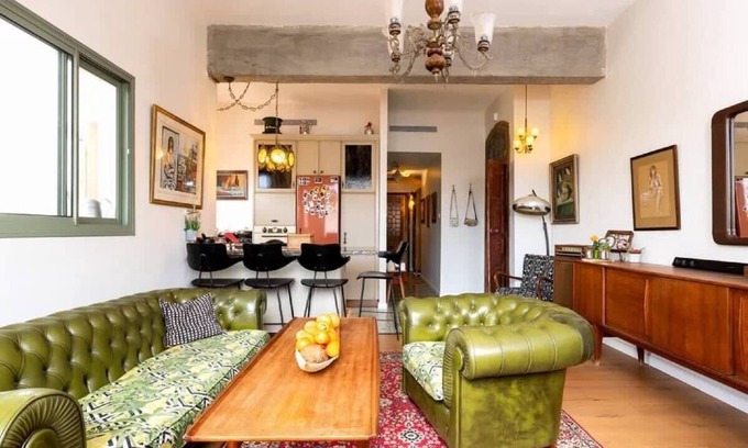 Tel Aviv City Center Apartment | High Quality Classic Apartment In Tel Aviv