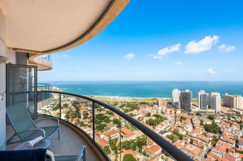 Neve Tzedek Apartment | High-Rise Sea-View Elegant Stay by Sea N' Rent