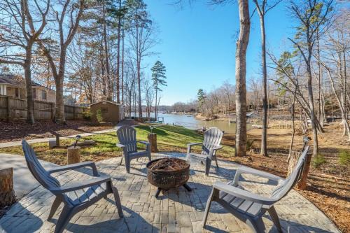 Southmont House | High Rock Haven