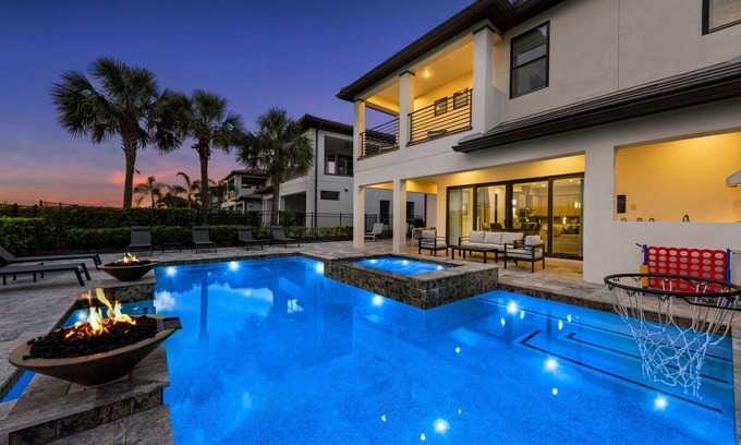 Bay Lake House | High Score Hideaway - Four Bedroom House, Sleeps 10