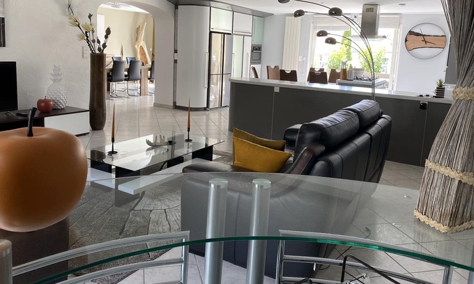 Valensole House | high standing villa of 200m2 with private pool and private gym