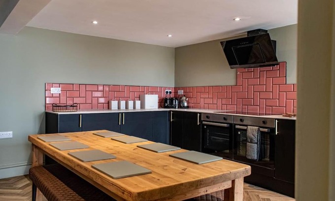Redcar House | High Tide
