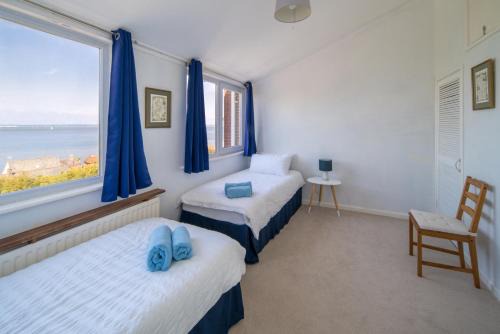 Cowes House | High Tide Town House