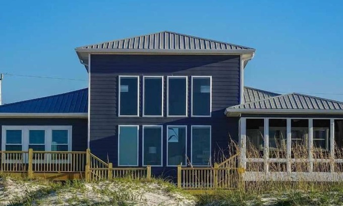 Southpointe House | High Tide Your Gulf Fornt Fort Morgan Retreat by Prickett Properties