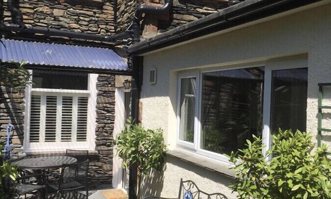 Bowness-on-Windermere Cottage | Highbank