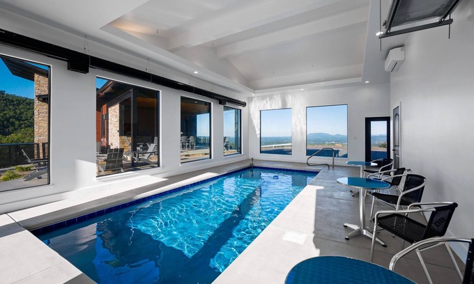 Gatlinburg - Pigeon Forge Cabin | Higher Power:2025 Specials! Indoor Pool, Views