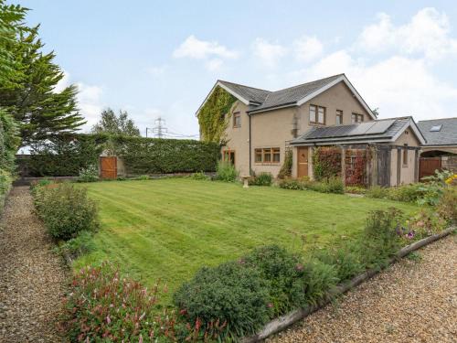 Hambleton House | Highfield Cottage