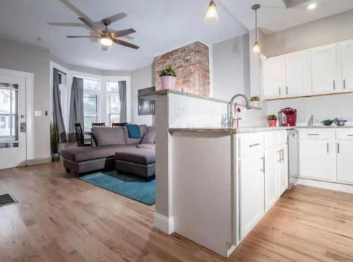 Victorian Village House | Highland Apartment