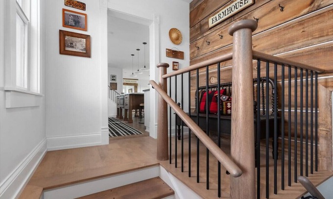 Van Dyne House | Highland Farmhouse- Located on Hobby Farm