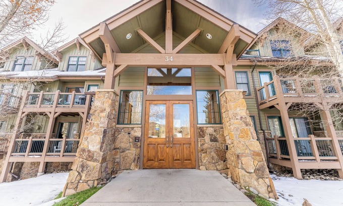 The Highlands Apartment | Highland Greens Lodge #311