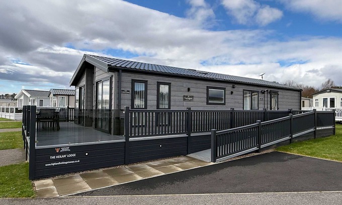 Dornoch Apartment | HIGHLAND HOLIDAY GETAWAYS - THE HEILAN' LODGE