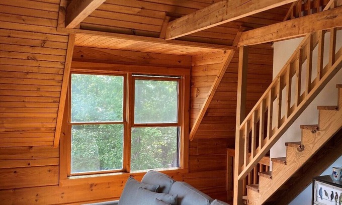 Clayton Cabin | Highlands View Log Cabin with Fenced Yard