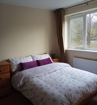 Hatfield House | Highly Comfortable Home