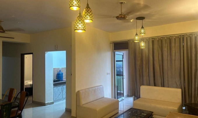 Taj Ganj Apartment | Highriseviews/familyfriendly/neartajmahal