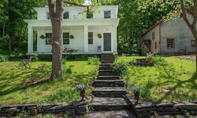 Oak Hill House | Hike, Ski & More: Restored 1845 Catskills Home