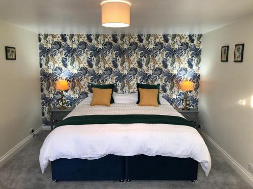 Weston-super-Mare Apartment | Hill Cottage
