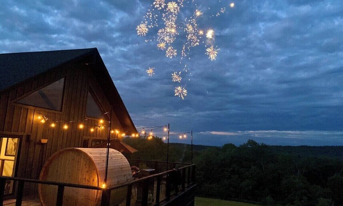 Ellicottville Ski Chalet | Hill Haus Ellicottville Chalet and Barrel Sauna!