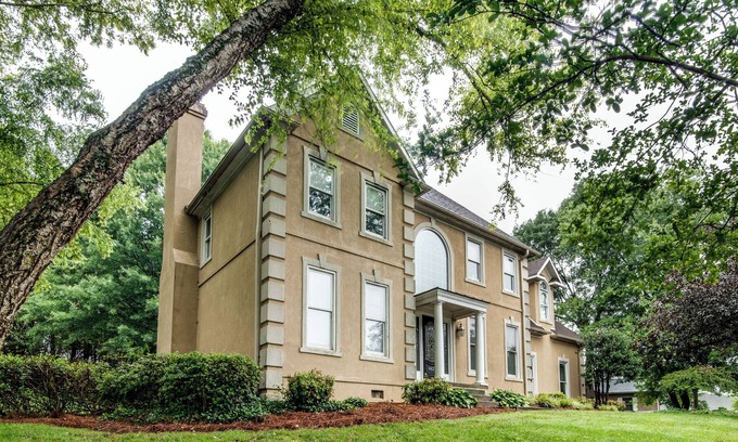 Hickory House | Hill House