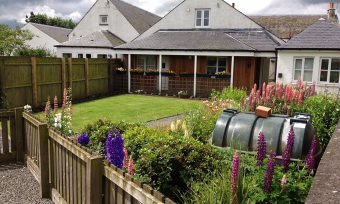 Stirling House | Hillhead Farm Lets
