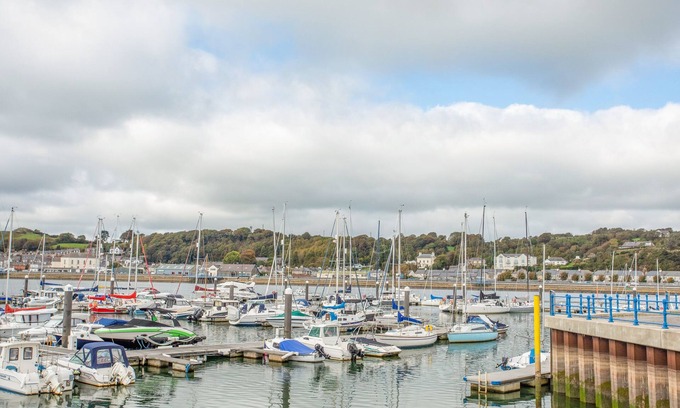 Rhyd-y-clafdy Cottage | Hillside Apartment