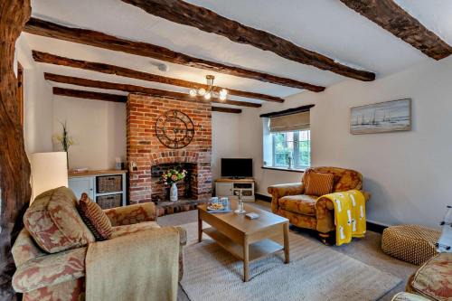 Ingoldisthorpe House | Hillside Cottage