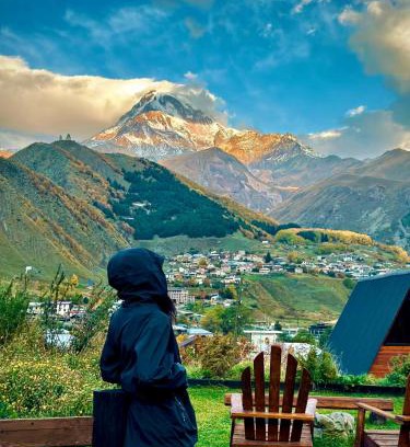 Stepantsminda Apartment | Hillside Kazbegi