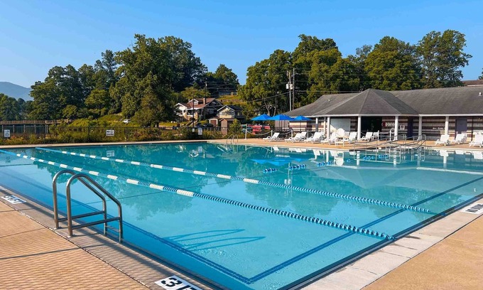 Lake Junaluska Hotel | Hillside Lodge