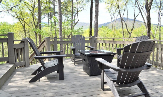 Big Canoe House | Hillside Manor - Luxury Hot Tub + Fireplace + Pool Table + & Wet Bar