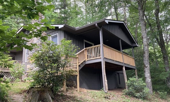 Cashiers Cabin | Hilltop Hideaway- Cozy Cabin w/Fireplace, Private Deck/Yard, Family Friendly!