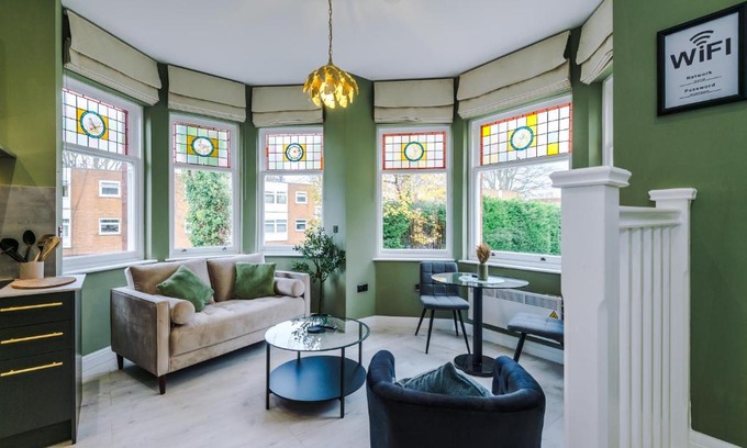 Offerton Apartment | Hilltop Serviced Apartments - Stockport