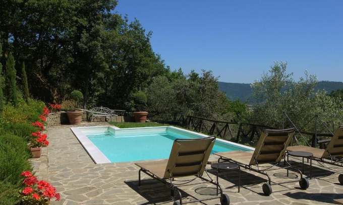 Cortona Villa | Hilltop villa in Cortona with private swimming pool