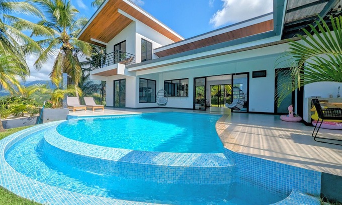 Ciudad Cortes House | Hilltop Villa with Amazing Ocean and Jungle Views