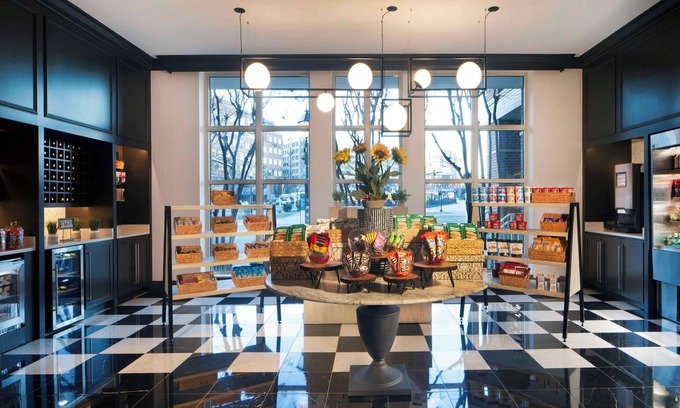 Old Town Alexandria Hotel | Hilton Alexandria Old Town