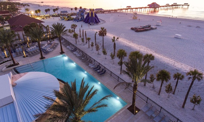 Clearwater Beach Resort | Hilton Clearwater Beach Resort & Spa