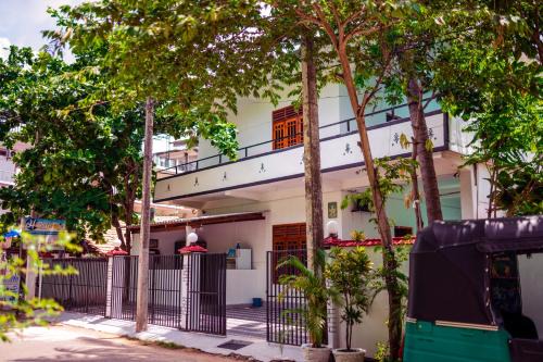 Trincomalee House | Hilton Cottage