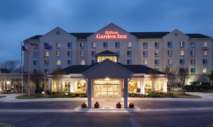 McNeil Hotel | Hilton Garden Inn Austin North
