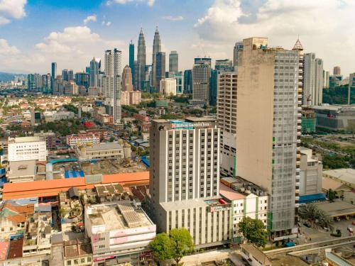 Kuala Lumpur City Centre Hotel | Hilton Garden Inn Kuala Lumpur - North