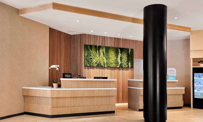 Los Angeles Hotel | Hilton Garden Inn LAX Los Angeles Airport