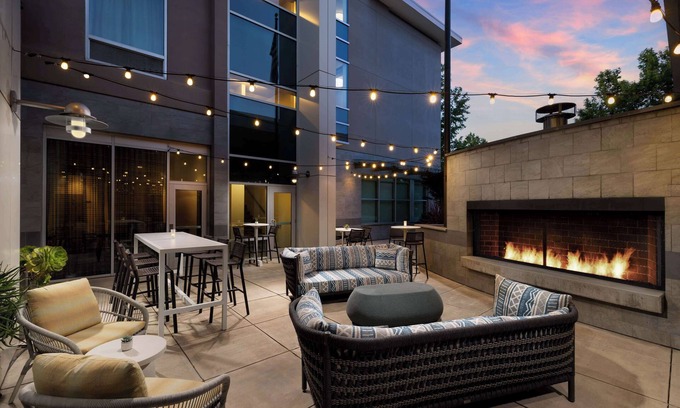 Palo Alto Hotel | Hilton Garden Inn Palo Alto