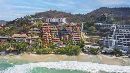 Ixtapa - Zihuatanejo Resort | Hilton Grand Vacations Club Zihuatanejo