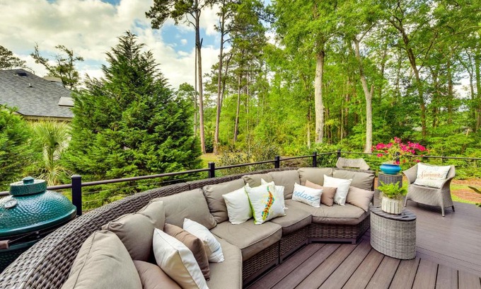 Sea Pines House | Hilton Head Island Resort Home with Fire Pit!